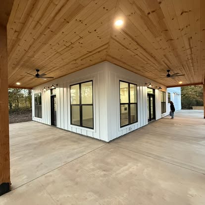 Porch living · tongue-and-groove